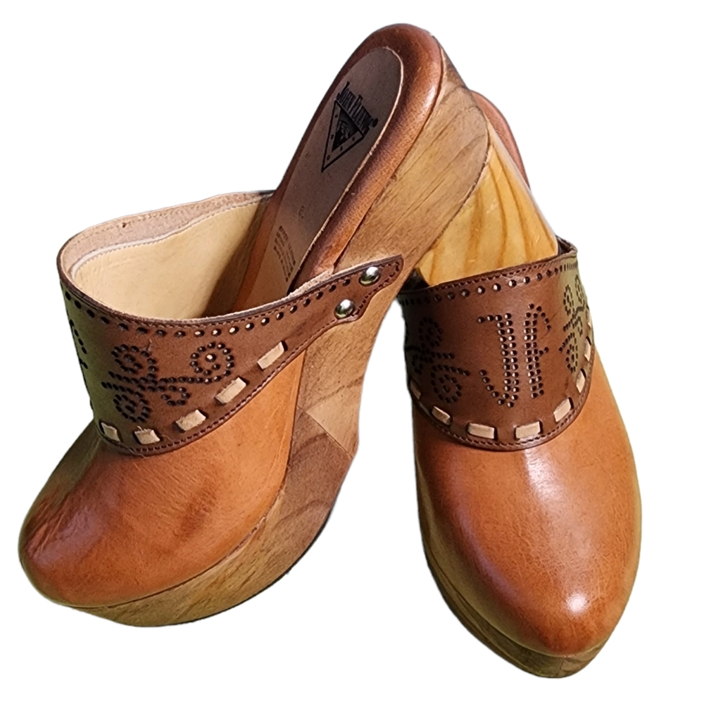 John Fluevog Commune San Jose Platform Clogs
